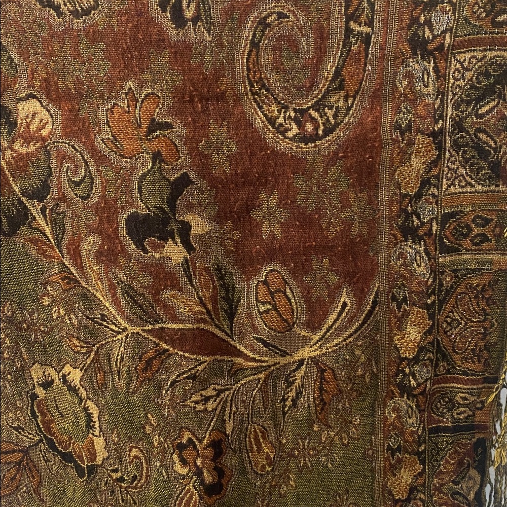 Embroidered Like Scarf - Picture 2 of 4